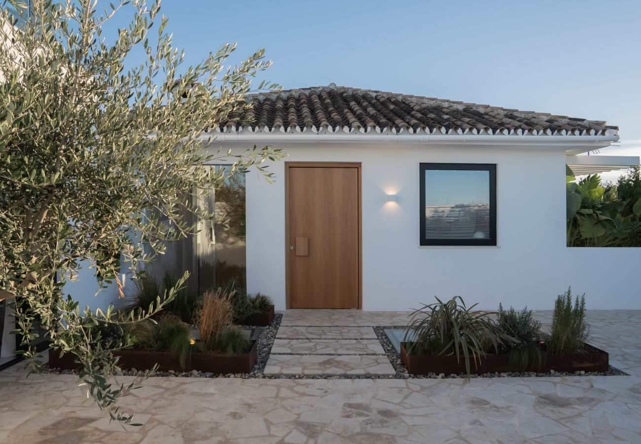 Villa i Nueva andalucia - Villa Ama