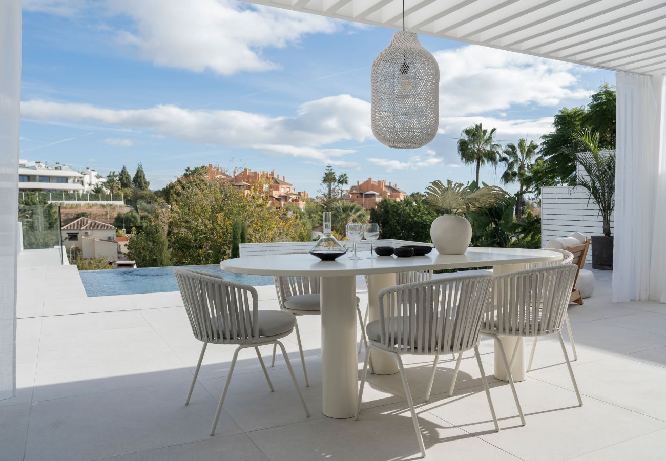 Villa i Nueva andalucia - Villa Ama