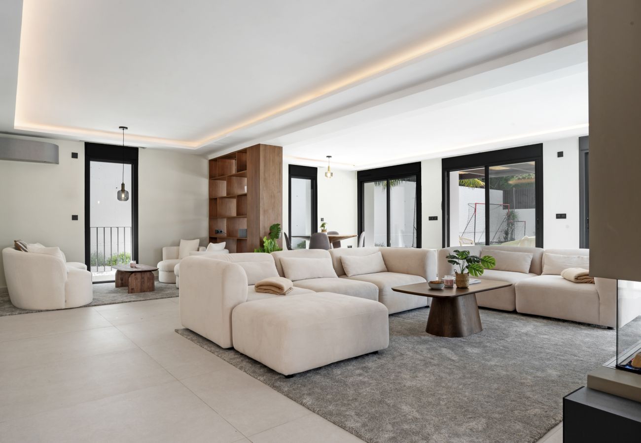 Villa i Nueva andalucia - Villa La Perla