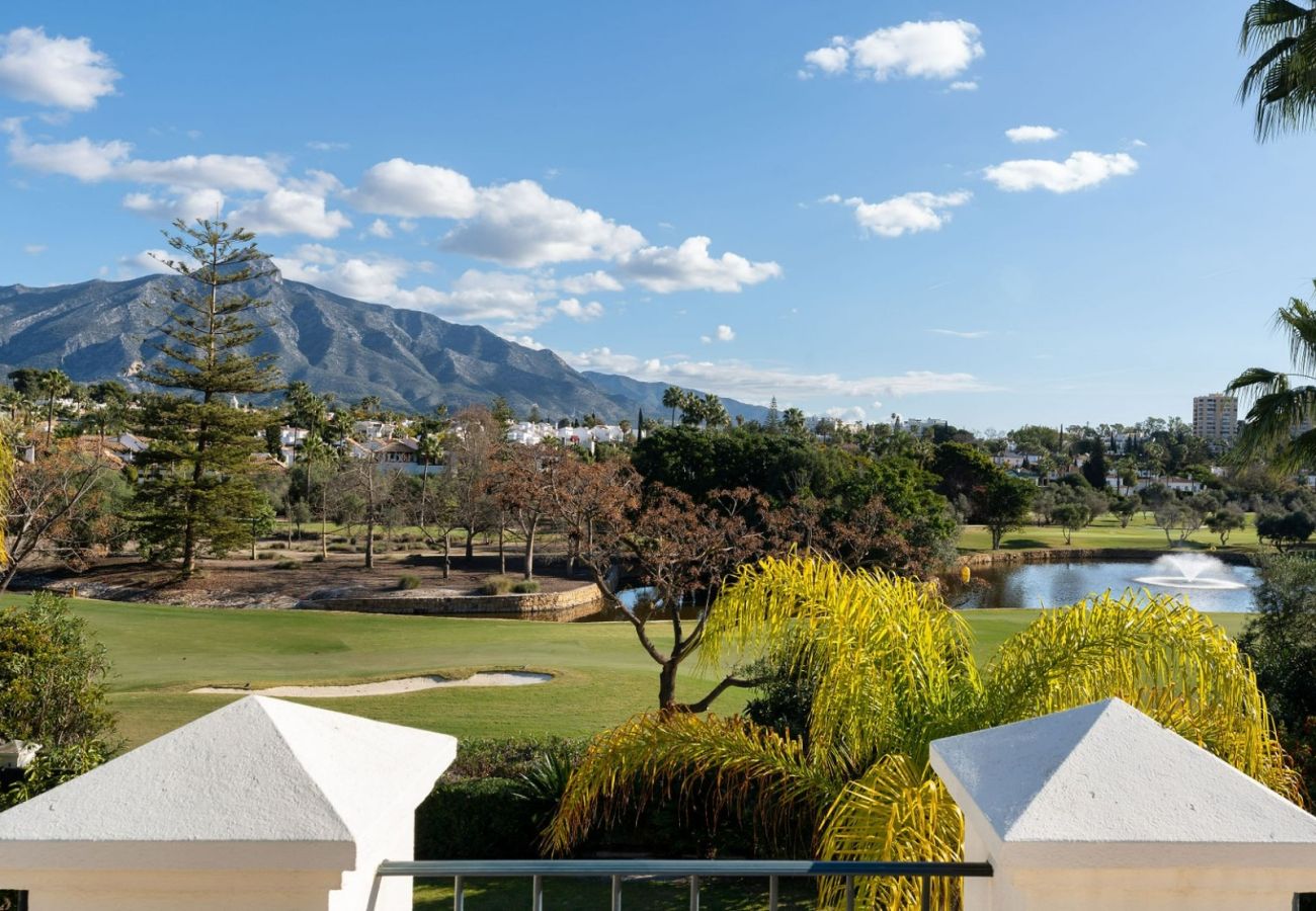 Villa i Nueva andalucia - Villa Las Brisas