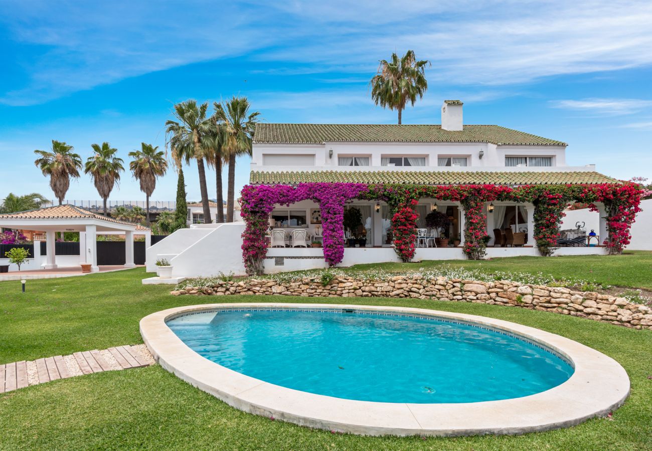 Villa i Nueva andalucia - Villa Sonada