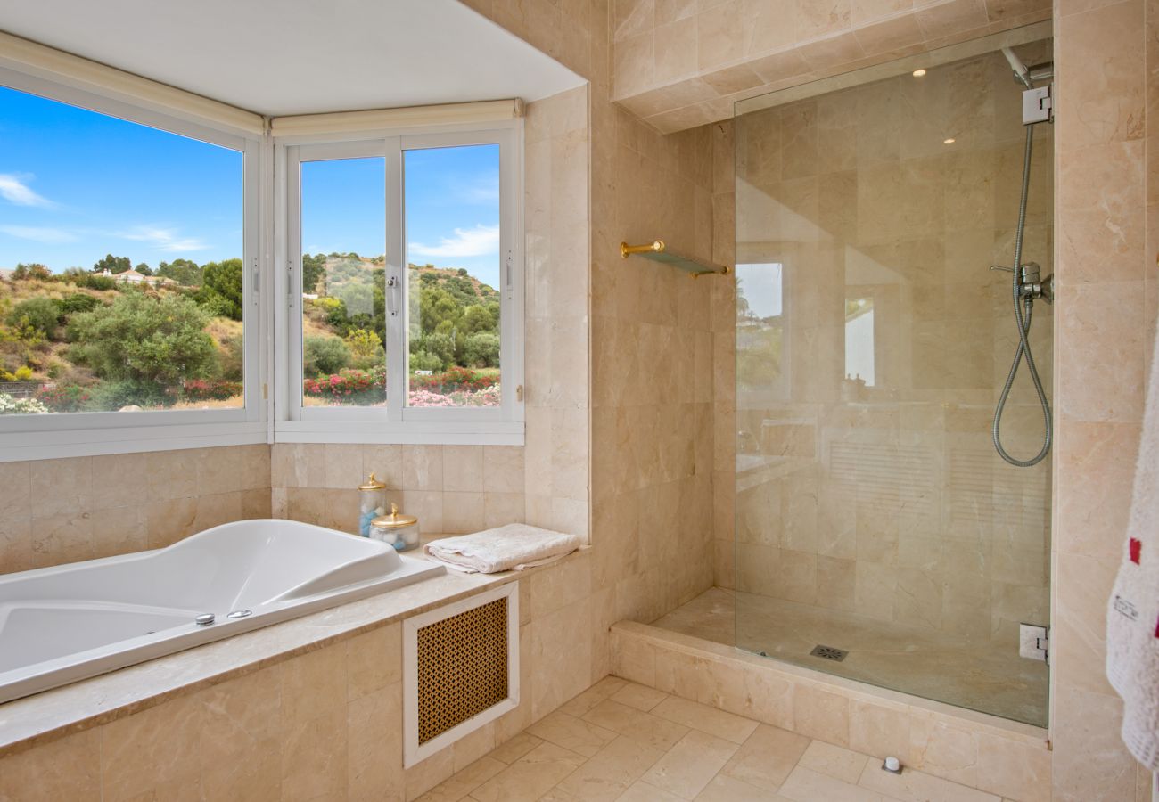 Villa i Nueva andalucia - Villa Sonada