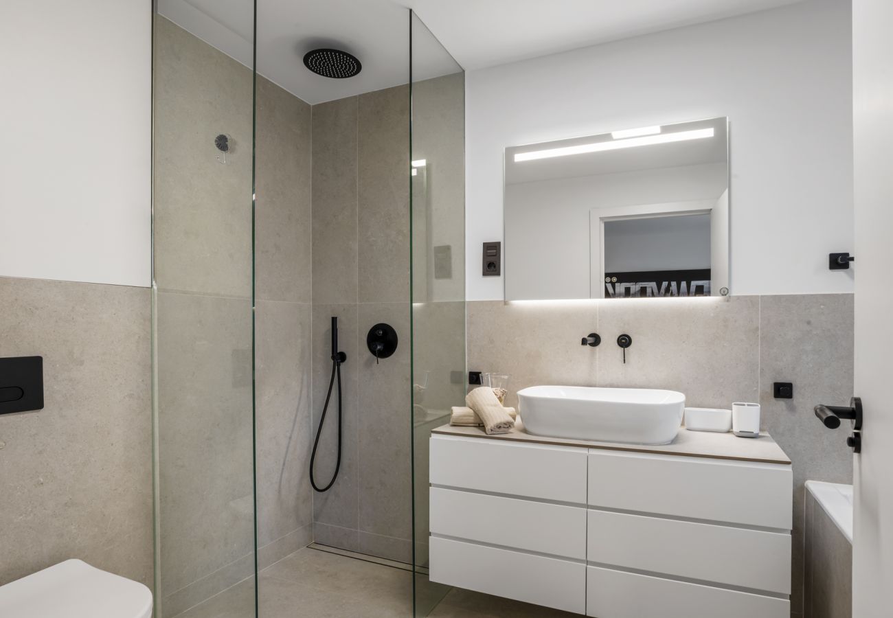 Radhus i San Pedro de Alcántara - Casa Nina