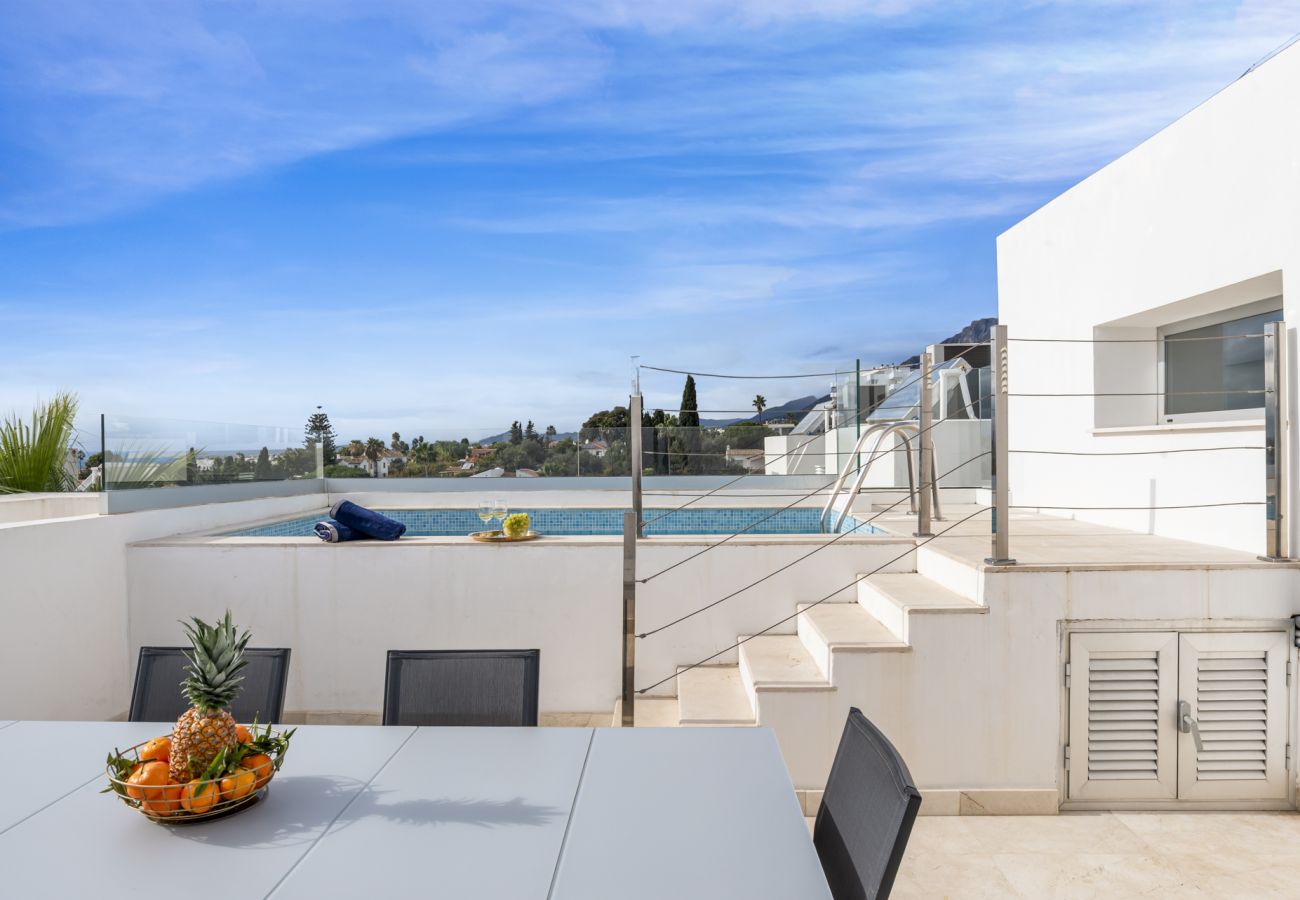 Radhus i Marbella - Casa La Finca