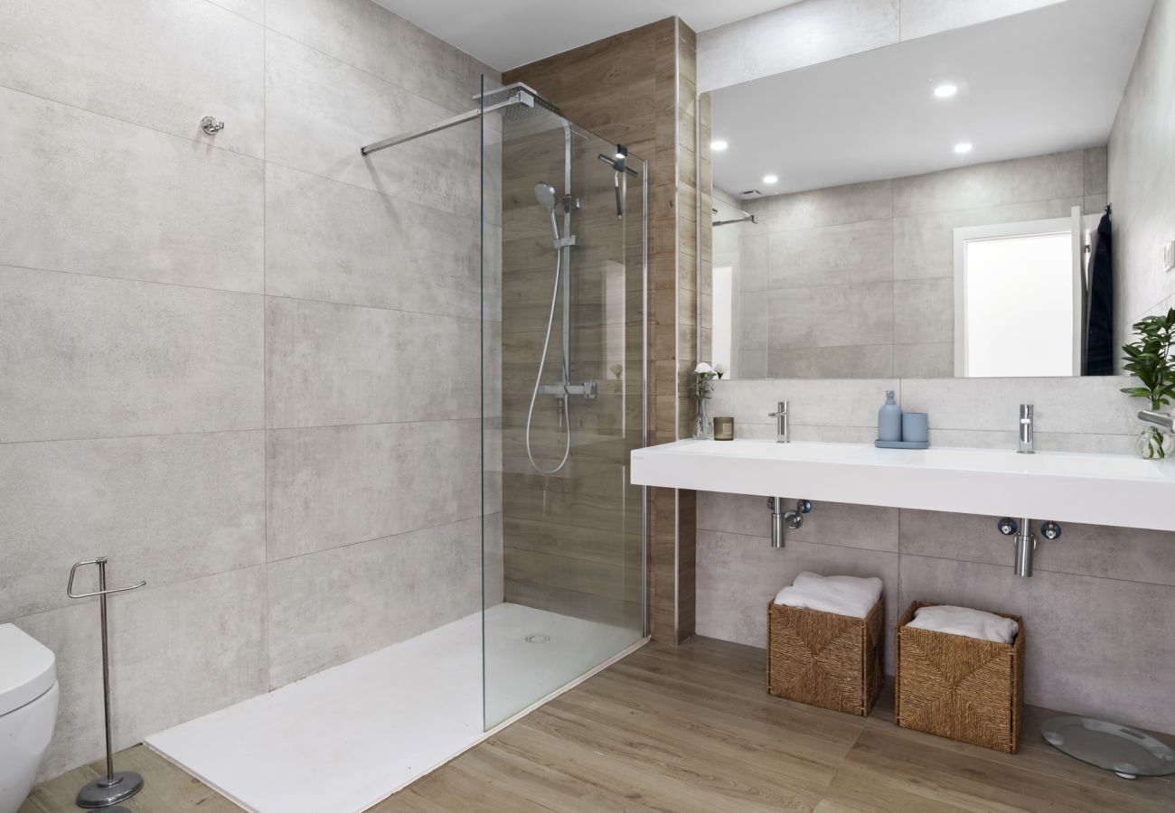 Lägenhet i Marbella - Cabopino Penthouse with Private Pool