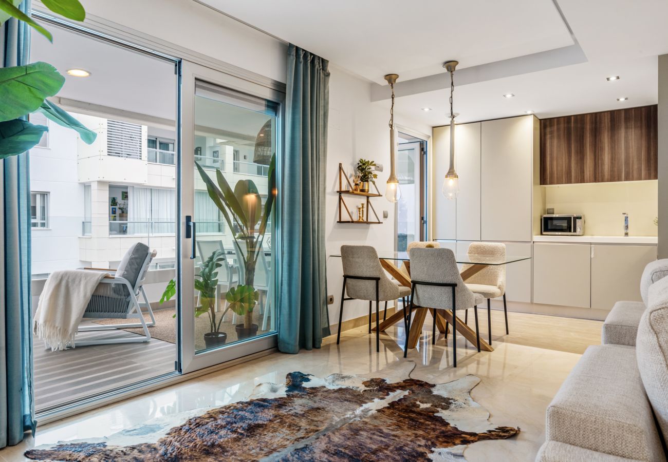 Lägenhet i Marbella - San Pedro Beachside Apartment