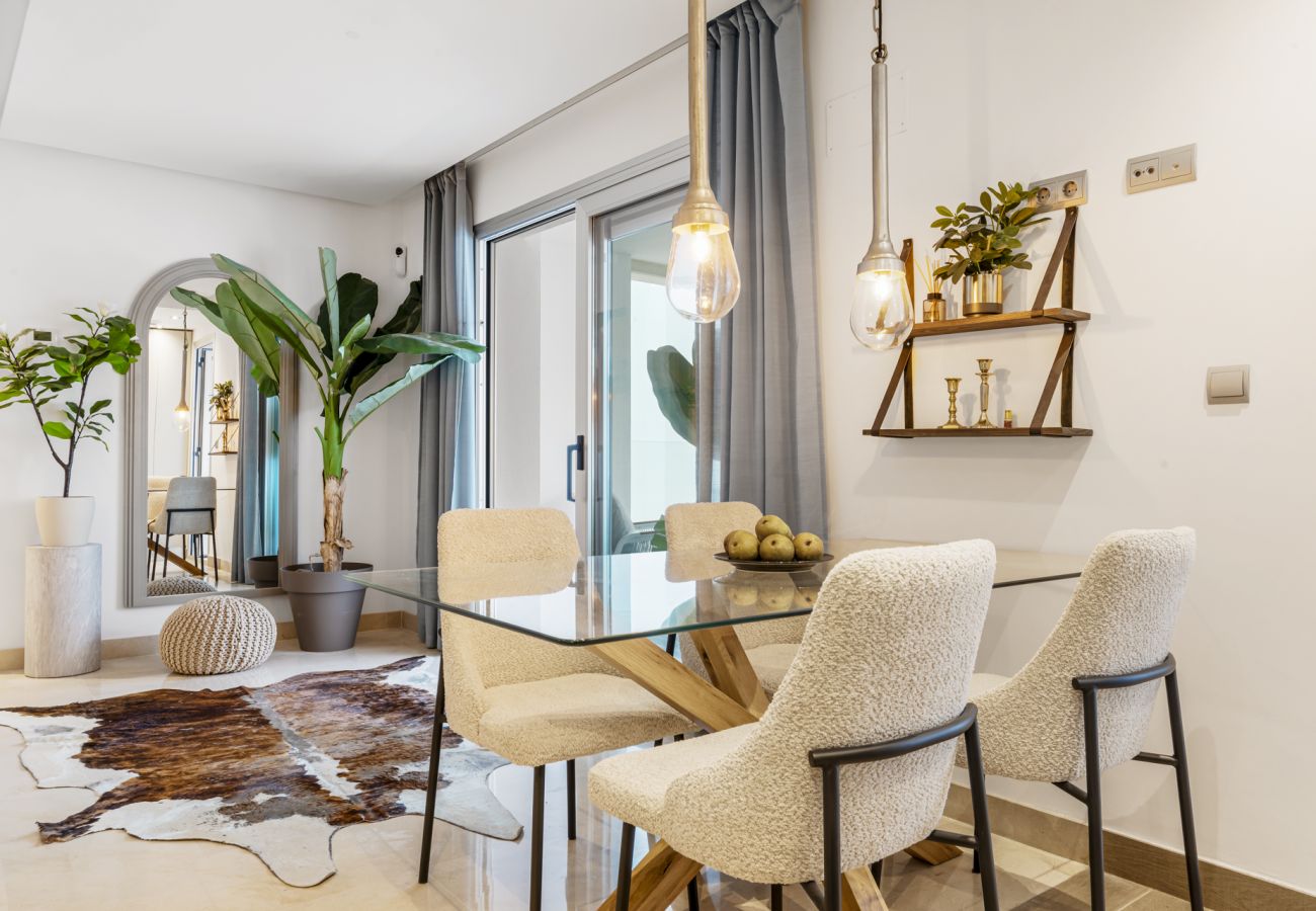 Lägenhet i Marbella - San Pedro Beachside Apartment