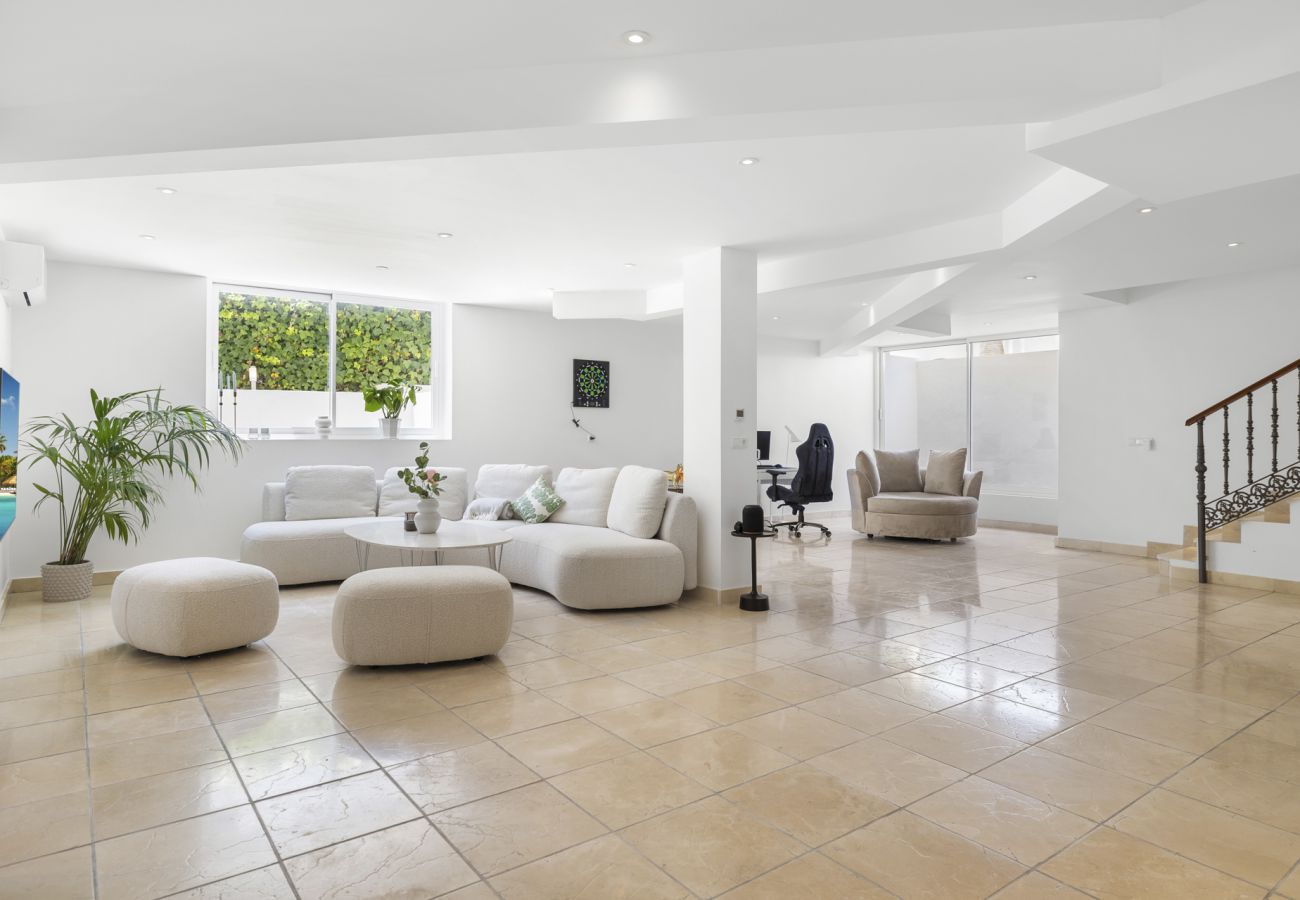 Villa i San Pedro de Alcántara - Villa Limones | Luxury Beachside Villa