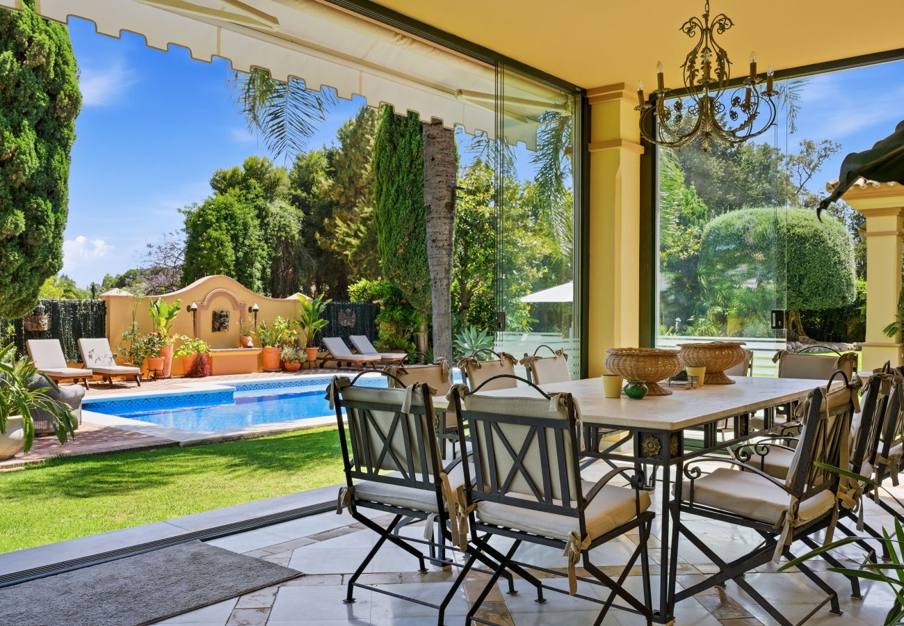 Villa i San Pedro de Alcántara - Villa Amarilla